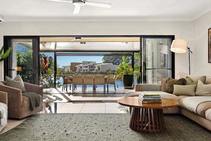 Sunshine Villa photo