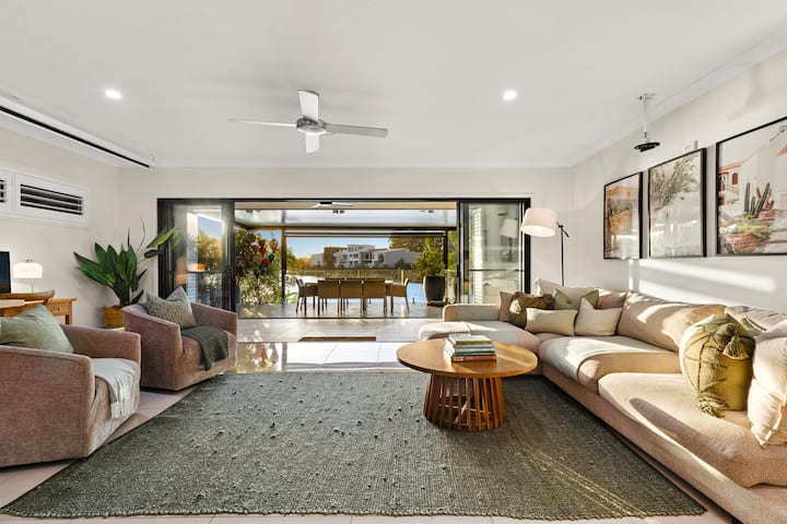 Sunshine Villa photo