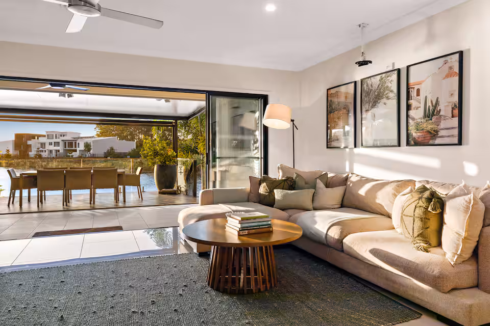 Sunshine Villa photo